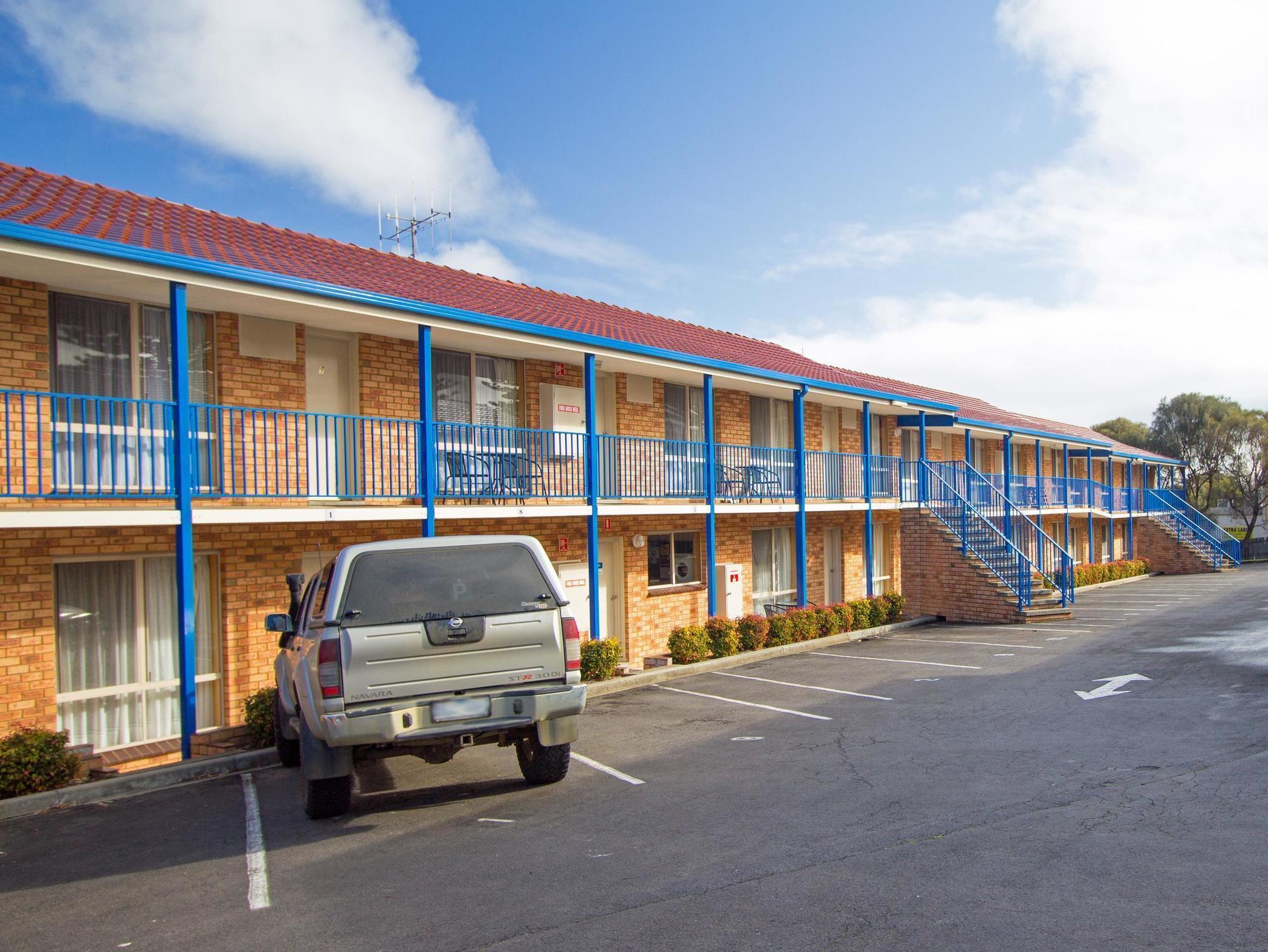 Blue Whale Motor Inn & Apartments Warrnambool Exterior photo